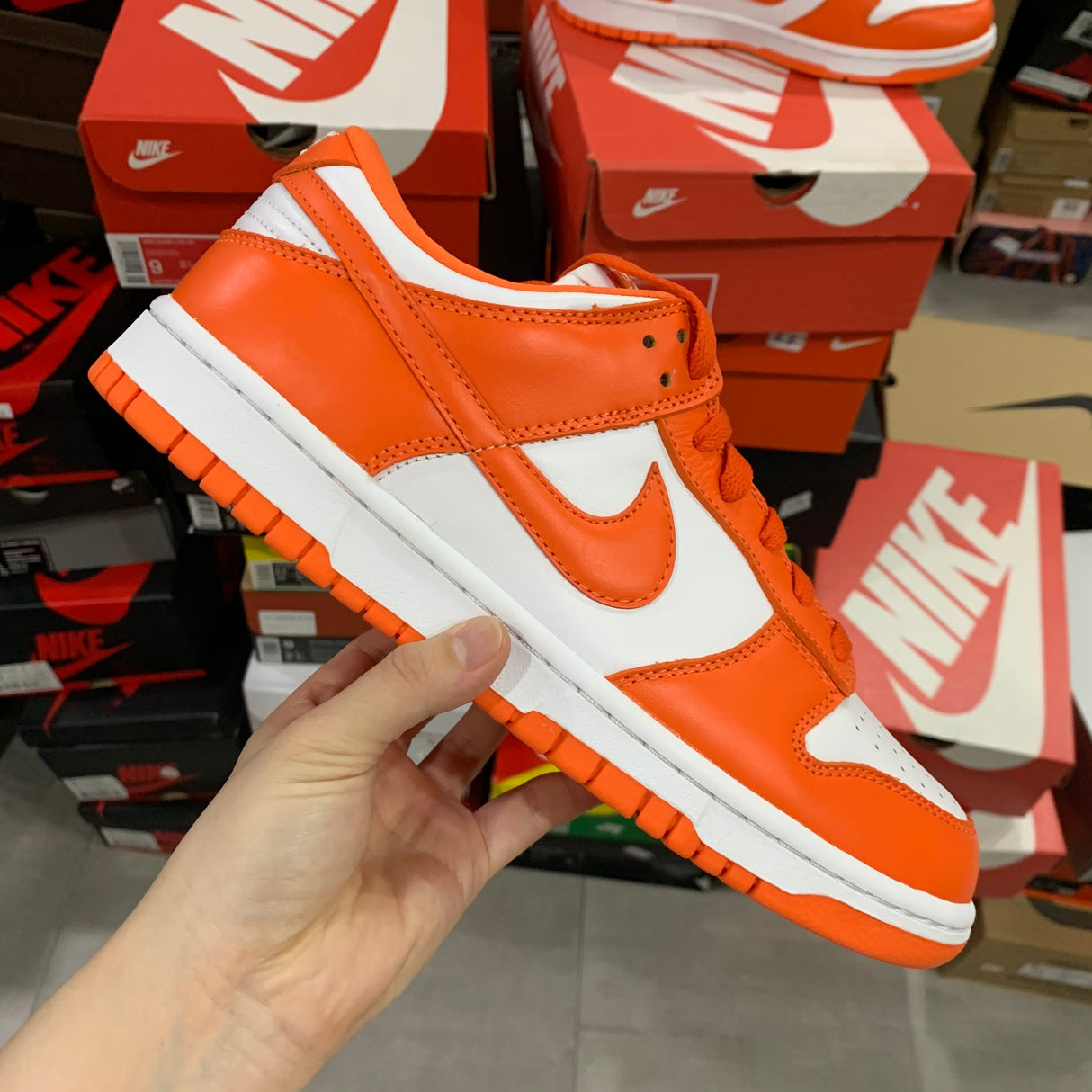 Nike Dunk Low "Syracuse" - Jersey and Sneakers