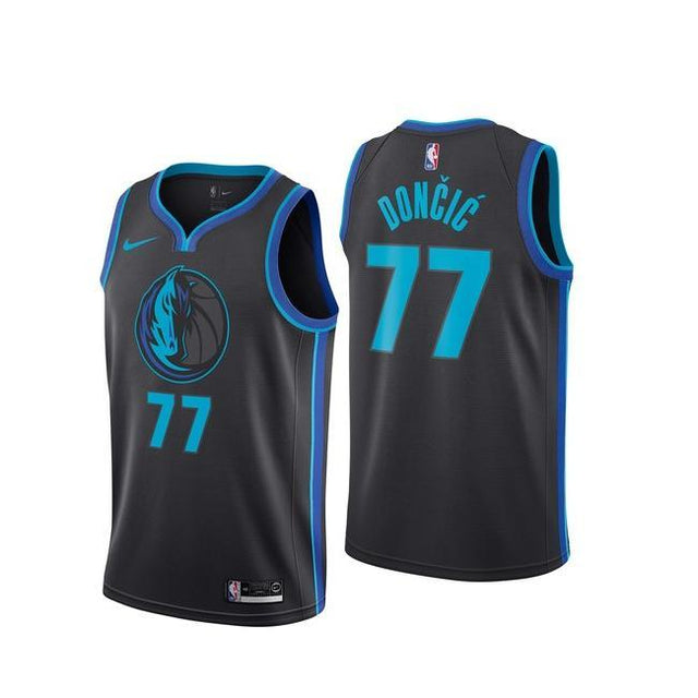 Luka Doncic Dallas Mavericks Jersey - Jersey and Sneakers